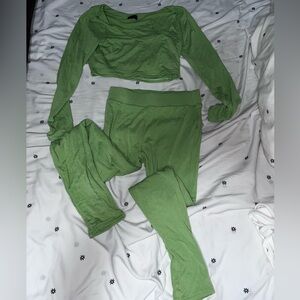 Need wardrobe 2 piece